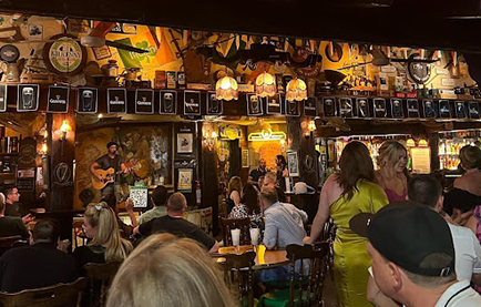 Paddy’s Irish Bar