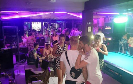 SOS Pub Kavos